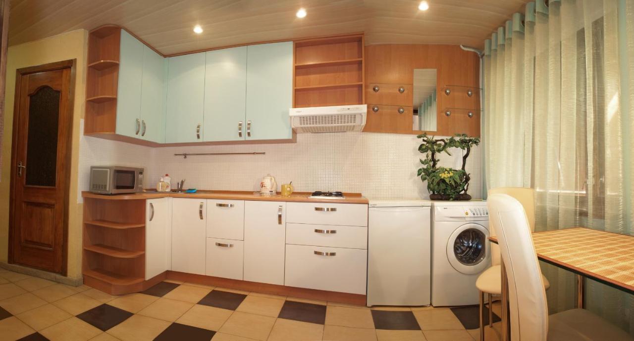 Apartment In The City Center Dnyipropetrovszk Kültér fotó