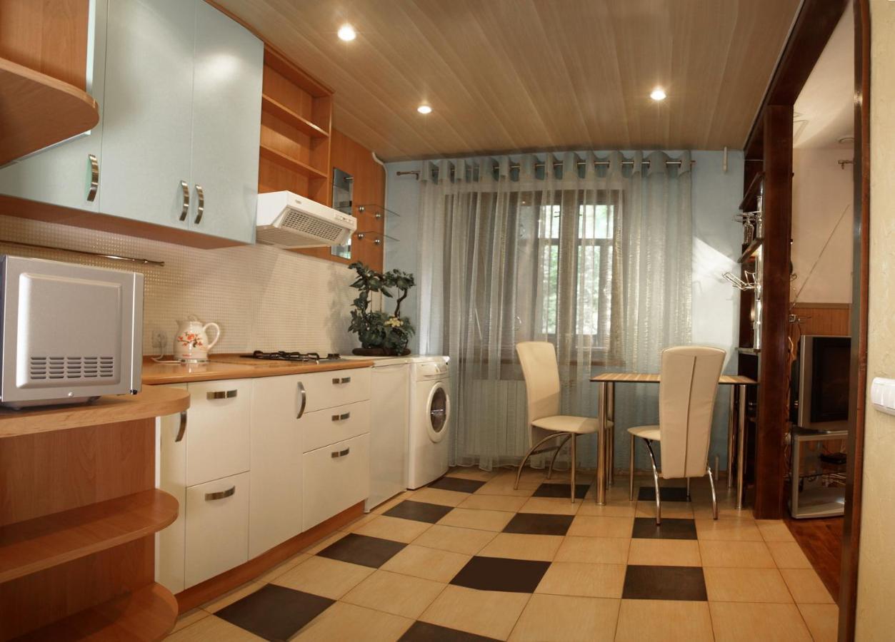 Apartment In The City Center Dnyipropetrovszk Kültér fotó