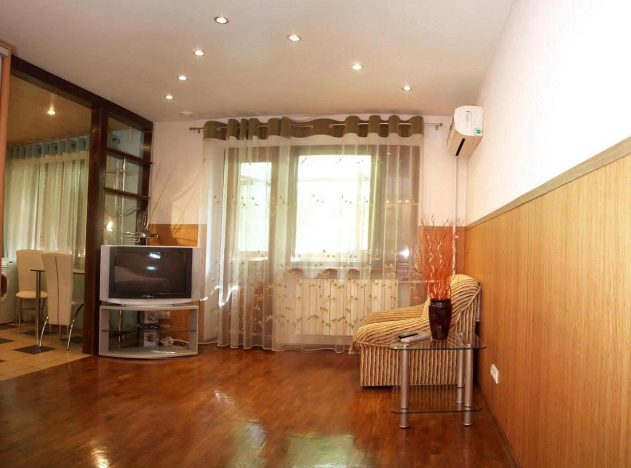 Apartment In The City Center Dnyipropetrovszk Kültér fotó