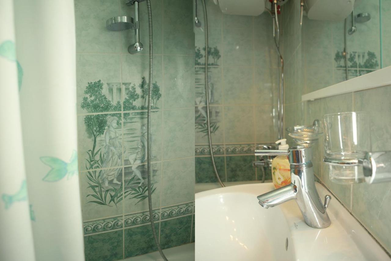 Apartment In The City Center Dnyipropetrovszk Kültér fotó